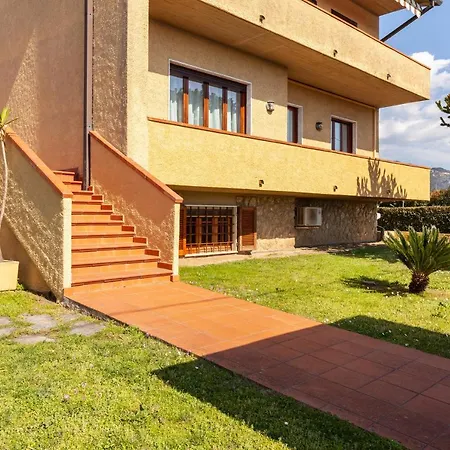 Casa Mia דירה *